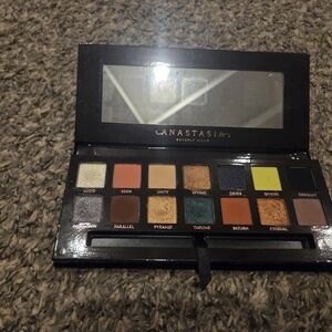 PRISM Eyeshadow Palette - Gold, Orange, Black